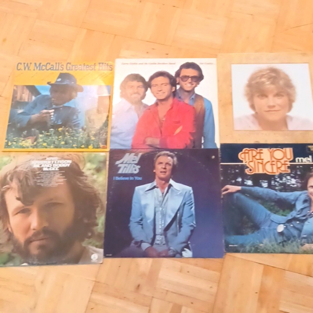 Country music vinyl record album Anne Murry  C.W. McCall, Mel Tillis and more